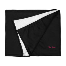 Load image into Gallery viewer, Lulu's Luxuries Premium Sherpa Blanket
