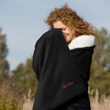 Load image into Gallery viewer, Lulu's Luxuries Premium Sherpa Blanket