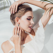 Load image into Gallery viewer, Vintage Long Drop Feather Wing Earrings