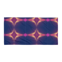 Load image into Gallery viewer, 'Groovy Print' Towel