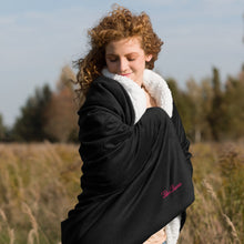 Load image into Gallery viewer, Lulu&#39;s Luxuries Premium Sherpa Blanket
