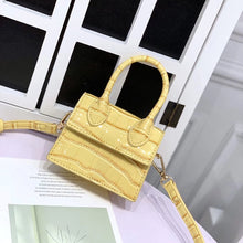 Load image into Gallery viewer, Women&#39;s Crocodile Pattern Mini Handbag
